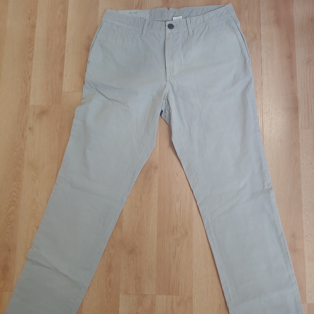 Billy Reid "Lauderdale Chino"